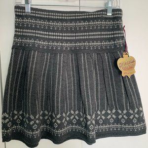 NWT Princess Vera Wang Knit Skater Skirt